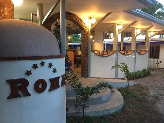 Roma Pizzeria